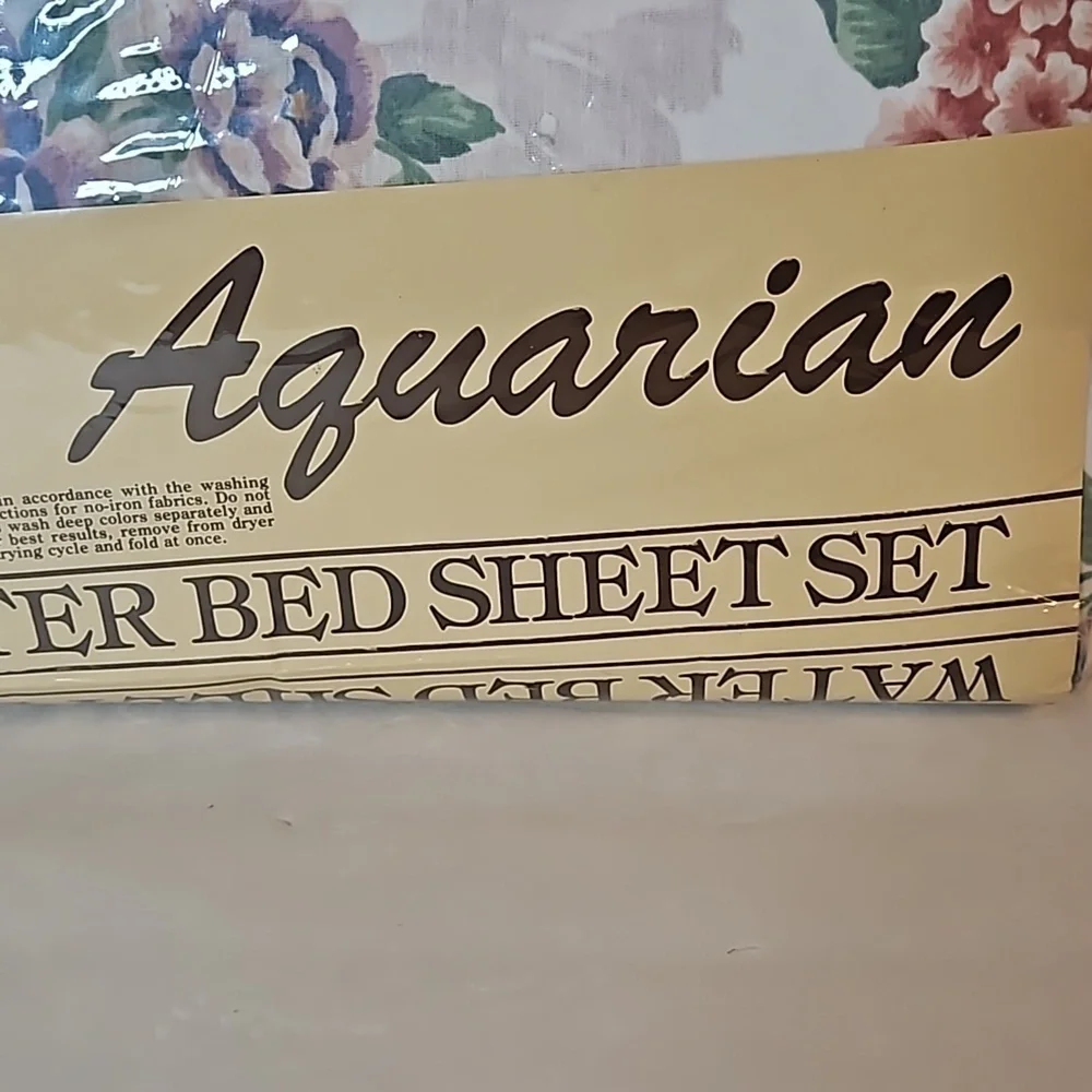 Vintage  Aquarian WaterBedSheet Set King size Percale fabric print.